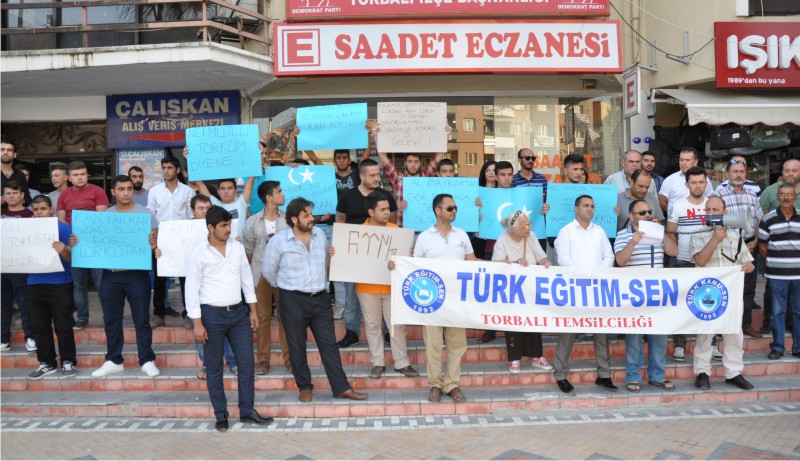 Uygur Türklerinin protesto eylem resimleri ile ilgili görsel sonucu