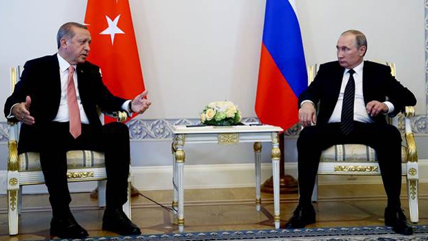 Tarihi Erdoğan-Putin görüşmesi başladı