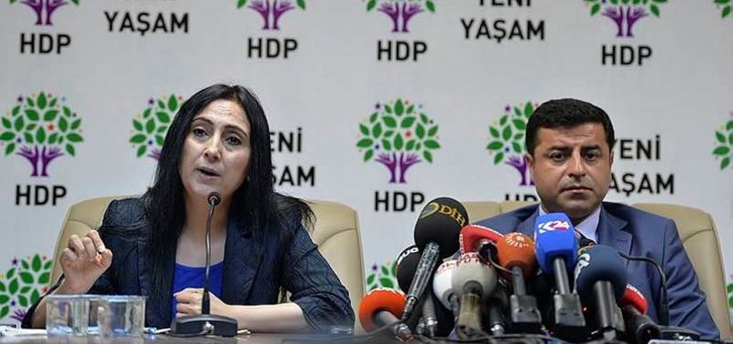 HDP Eş Başkanı Selahattin Demirtaş gözaltına alındı