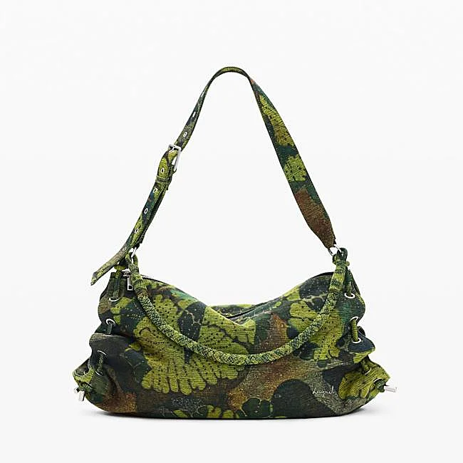 Bolso estampado de Desigual, 99,95 euros.