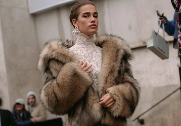 La moda se vuelve sexy: por qué arrasa el romanticismo oscuro y cómo incorporarlo a nuestros looks